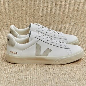 New VEJA CAMPO Men's Sneakers White/ Natural Size 10 US/ 43 EU $175